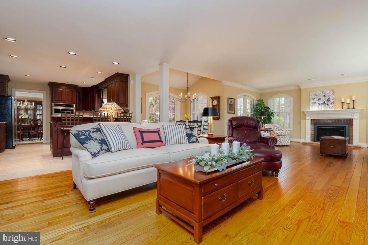 STRATHMORE - Residential