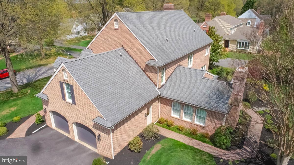 STRATHMORE - Residential