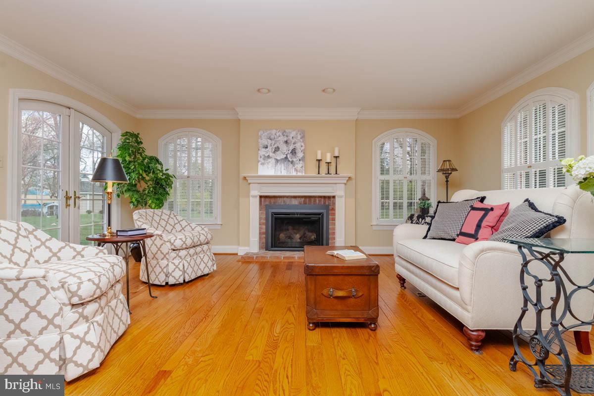 STRATHMORE - Residential