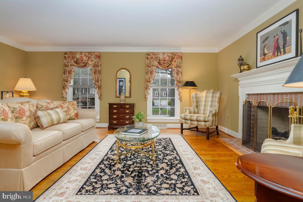2431 MUNFORD DRIVE