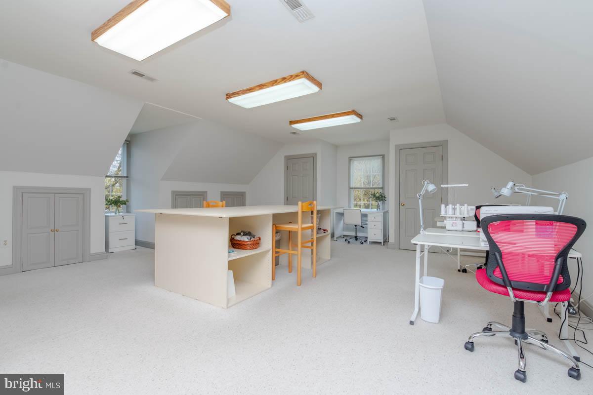 STRATHMORE - Residential