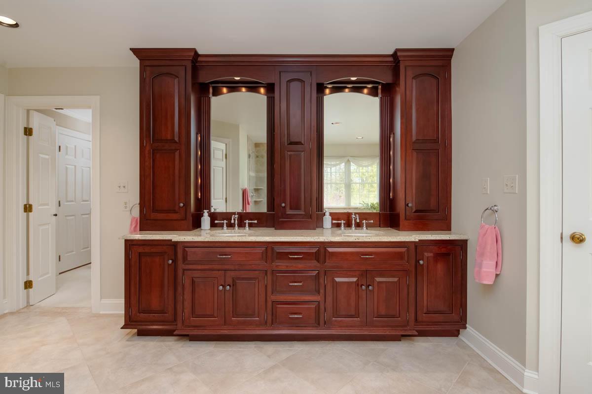 STRATHMORE - Residential