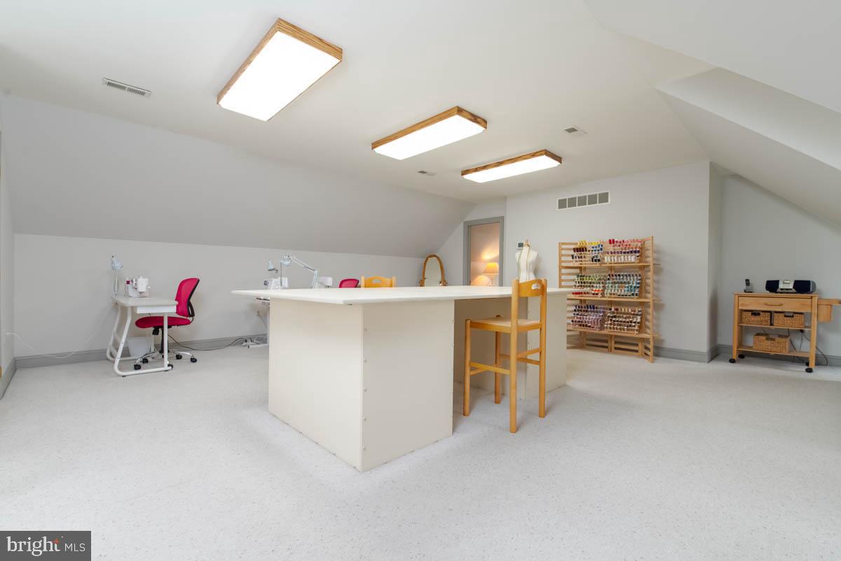 STRATHMORE - Residential