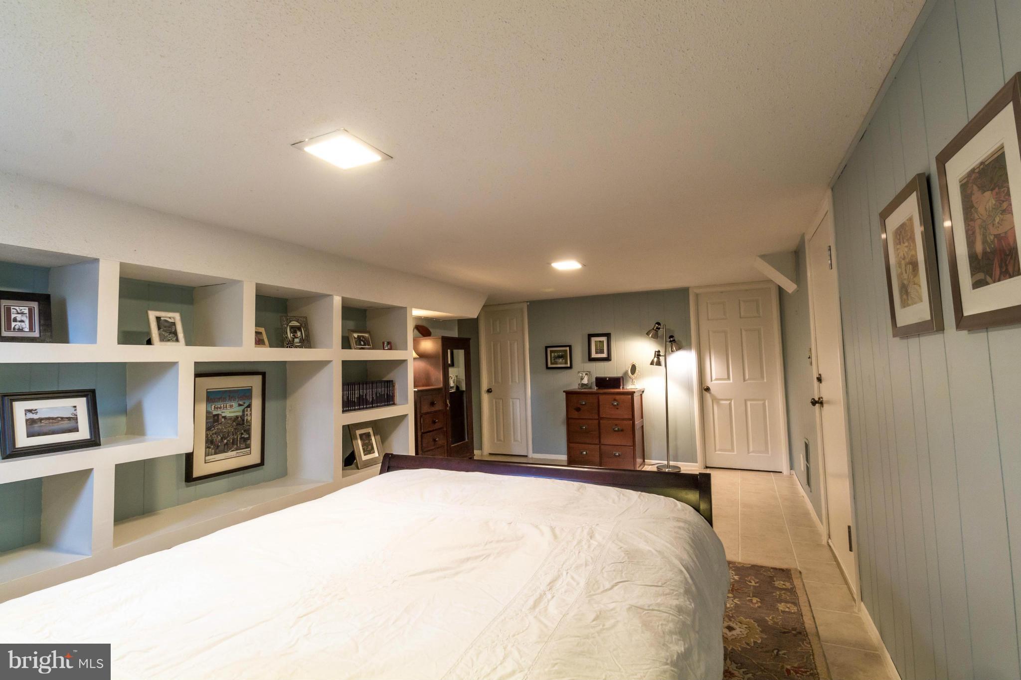 FAIRLINGTON VILLAGES - Residential