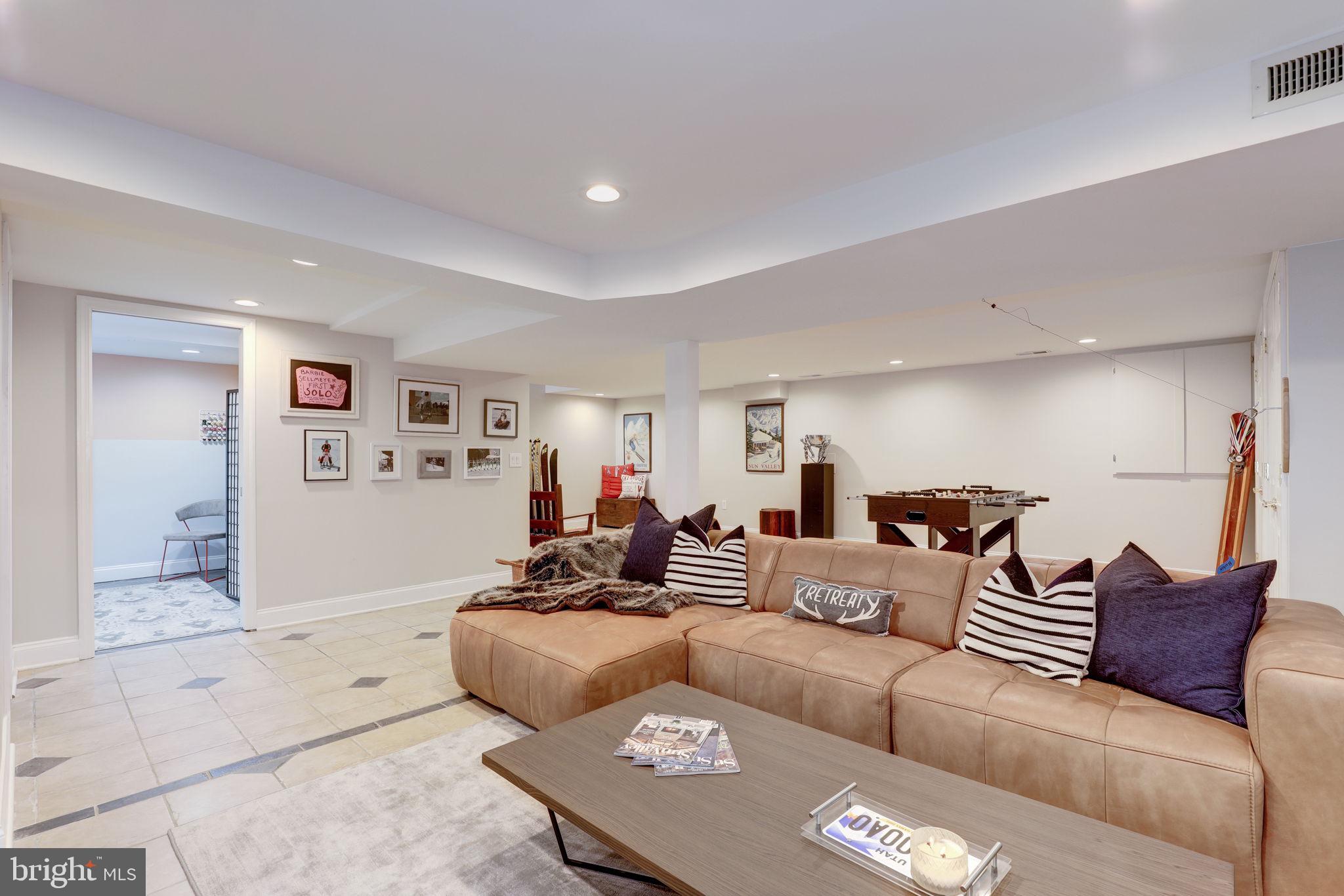 OLD FARM - Residential