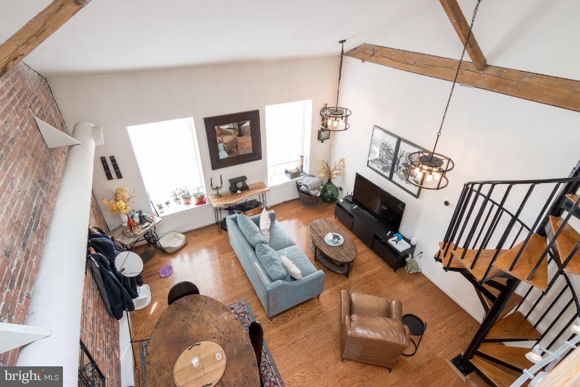 THE SHIPYARD - Residential Lease