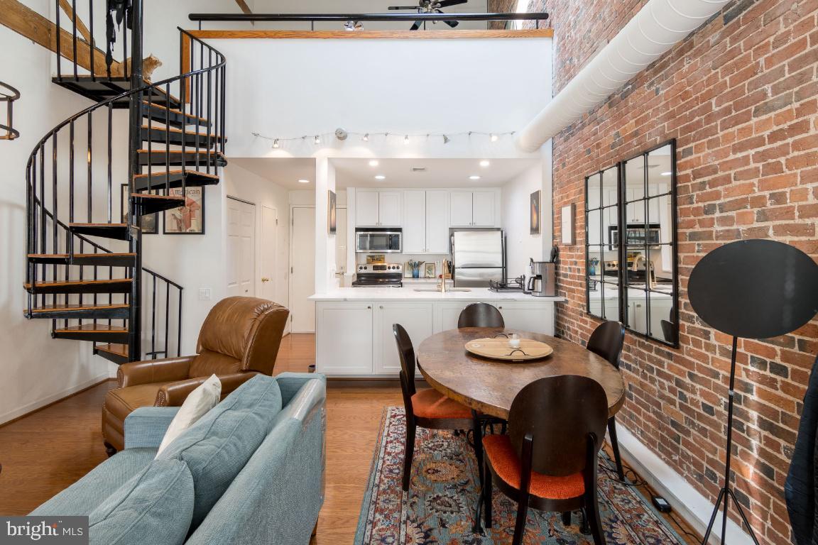 THE SHIPYARD - Residential Lease