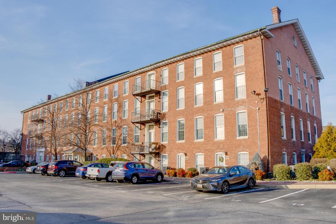 THE SHIPYARD - Residential Lease