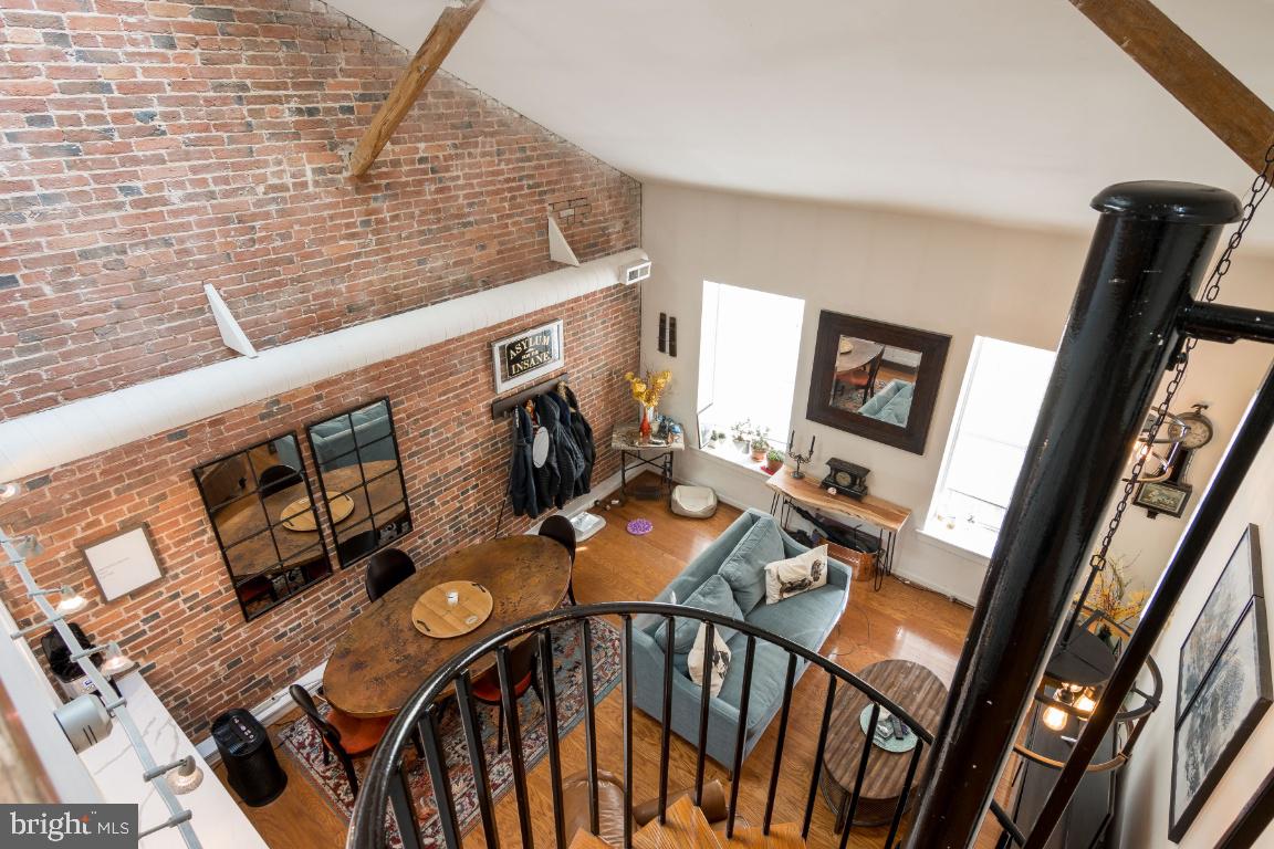 THE SHIPYARD - Residential Lease