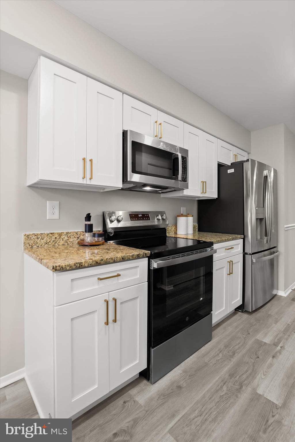 BROADFIELD AT WILTON FARM - Residential