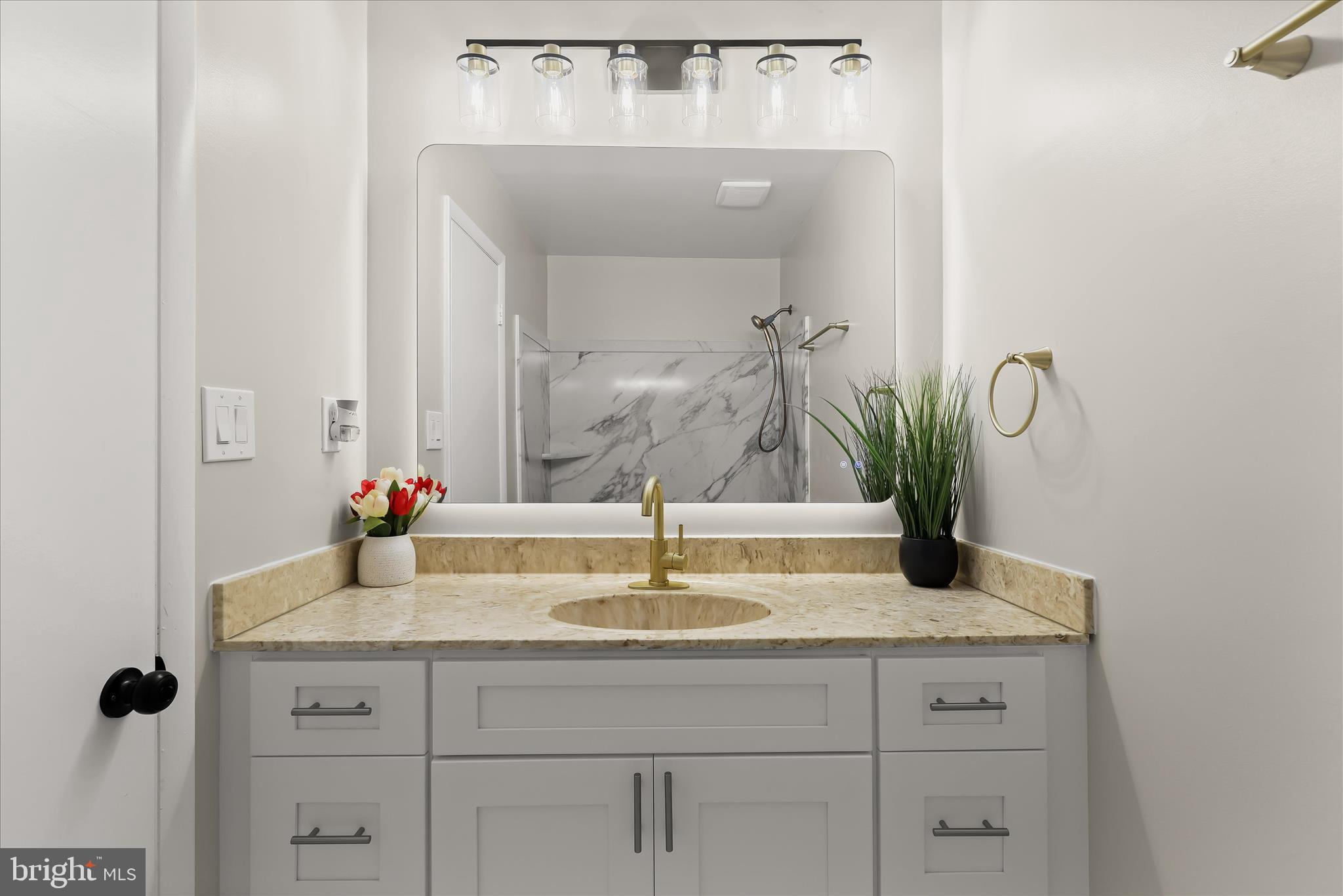 BROADFIELD AT WILTON FARM - Residential