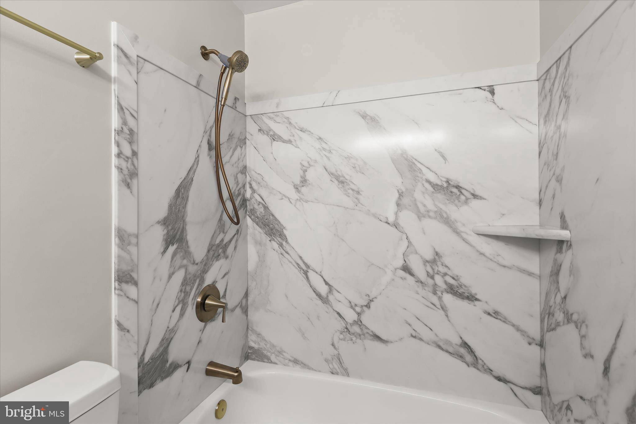 BROADFIELD AT WILTON FARM - Residential