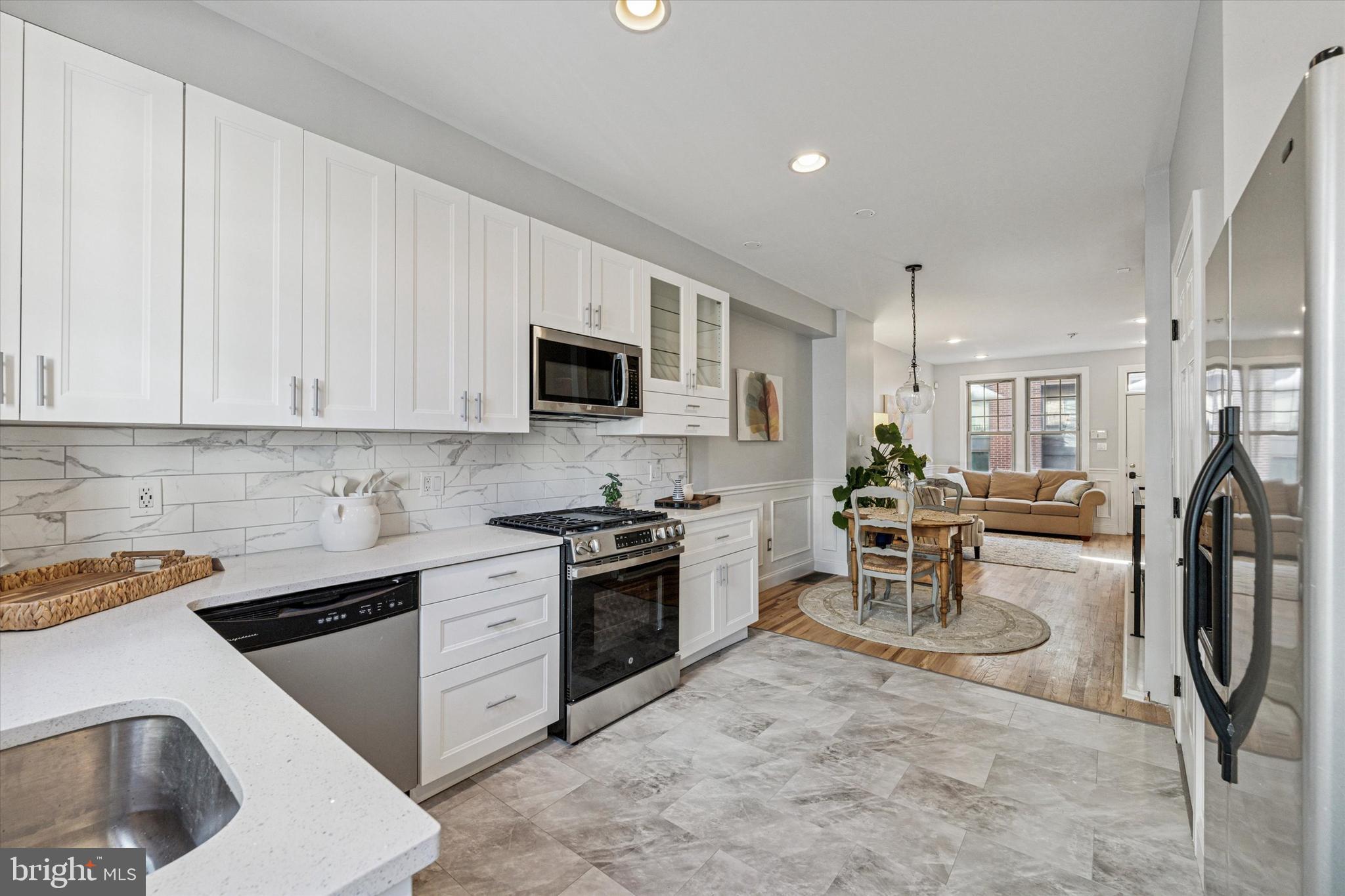 GRADUATE HOSPITAL - Residential Lease