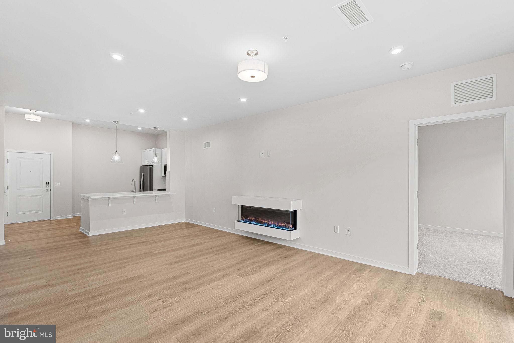 750 MOUNT AIRY TERRACE NE 403A