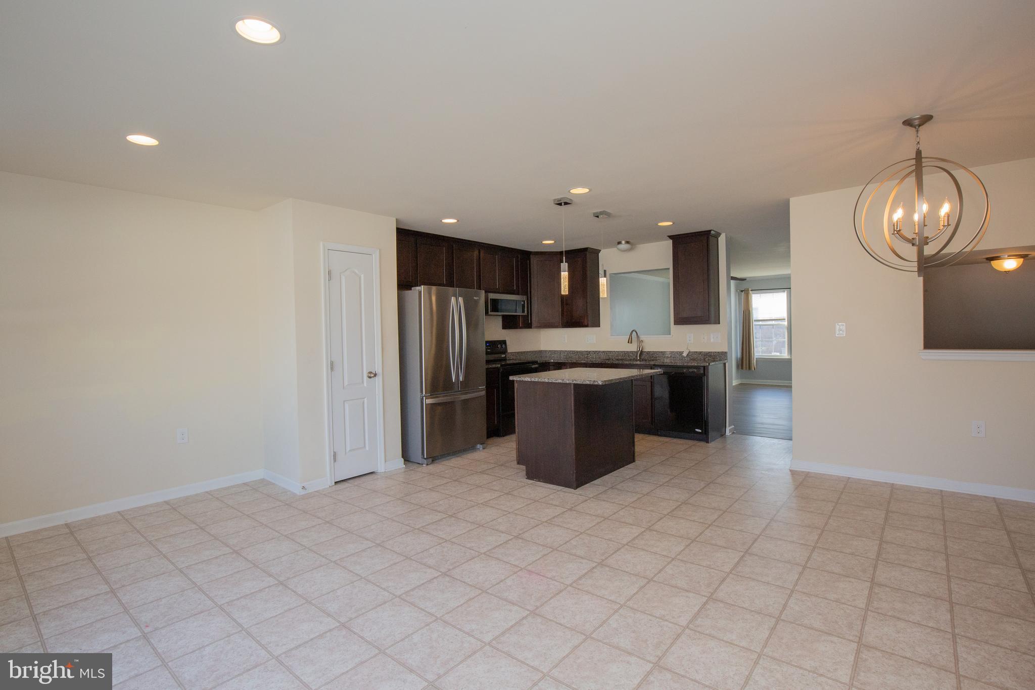 KENSINGTON TERRACE - Residential Lease