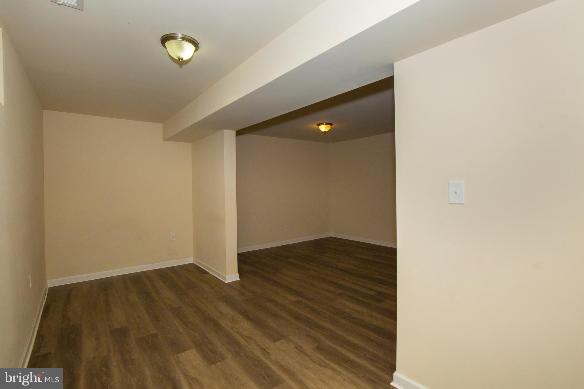 KENSINGTON TERRACE - Residential Lease