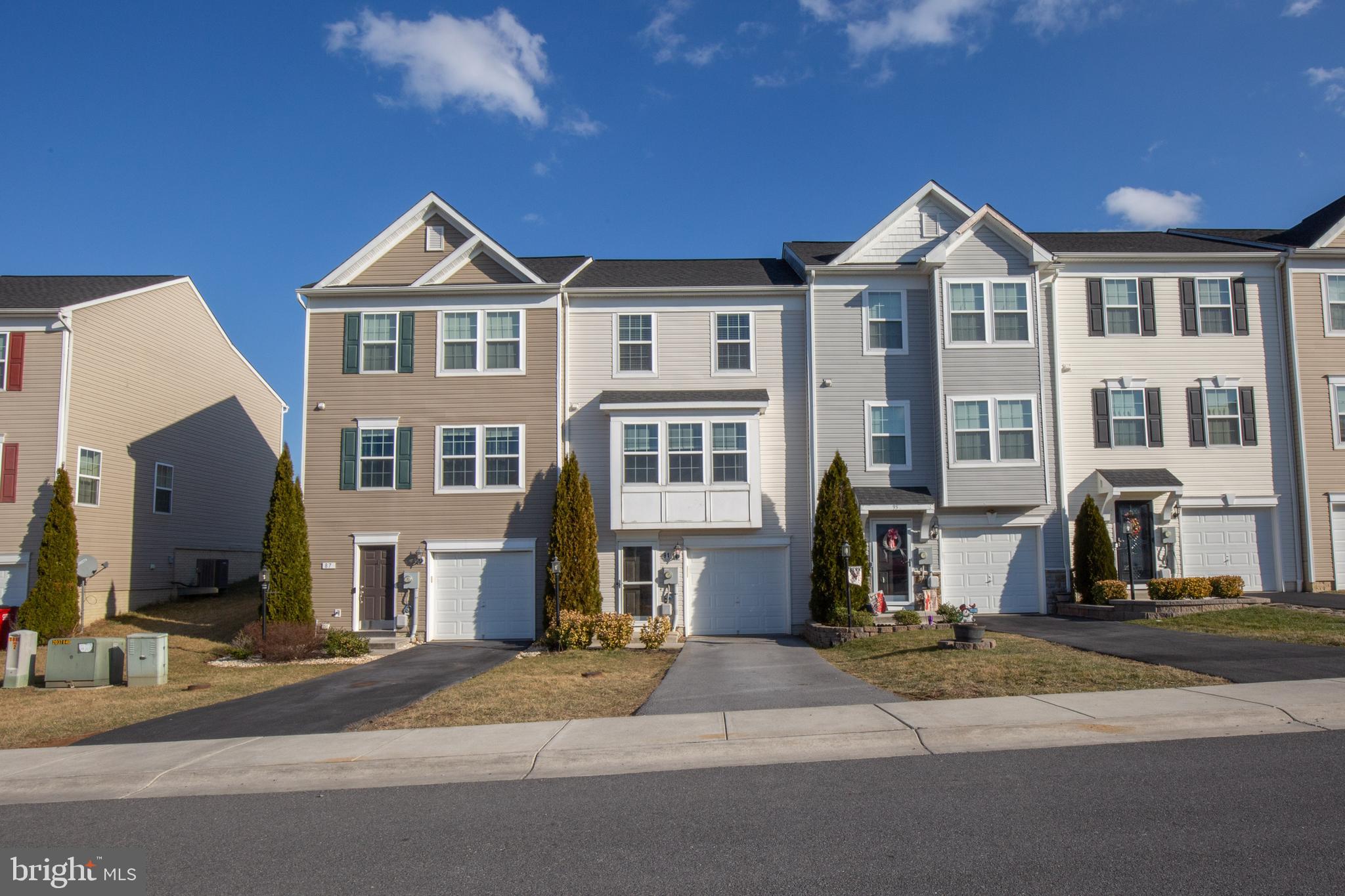 KENSINGTON TERRACE - Residential Lease