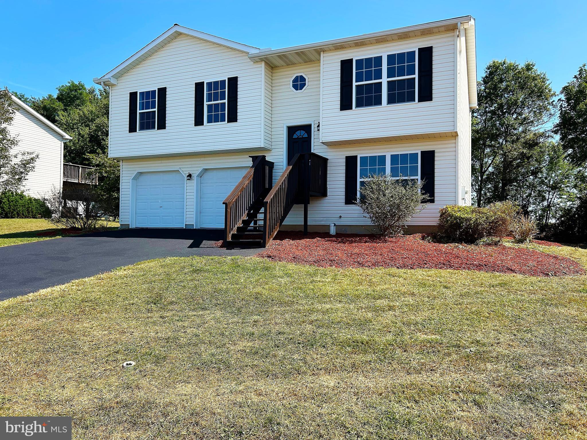 FOXWOOD GLEN - Residential