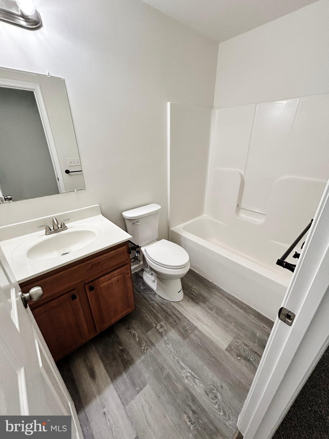 FOXWOOD GLEN - Residential