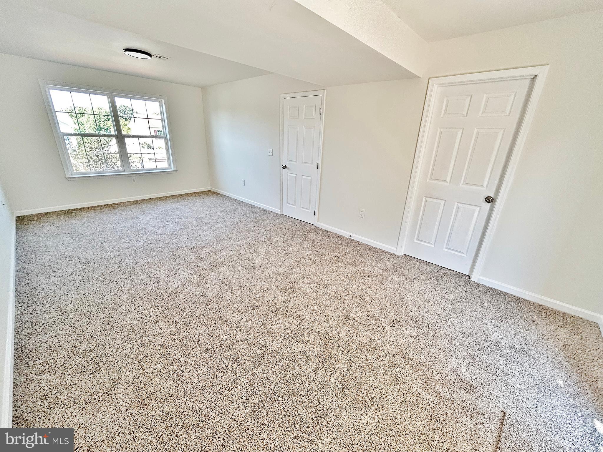 FOXWOOD GLEN - Residential