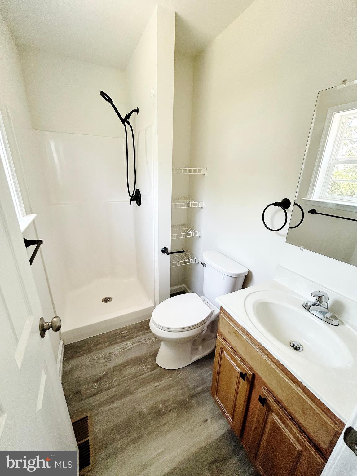 FOXWOOD GLEN - Residential