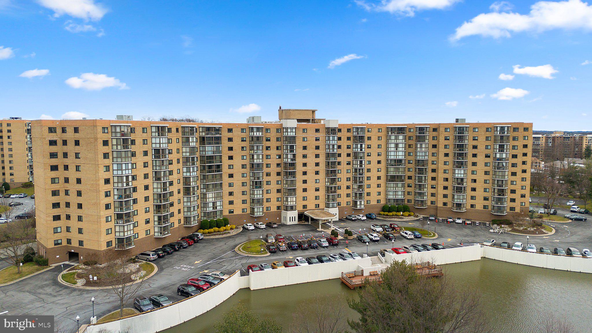 FAIRWAYS SOUTH - Residential