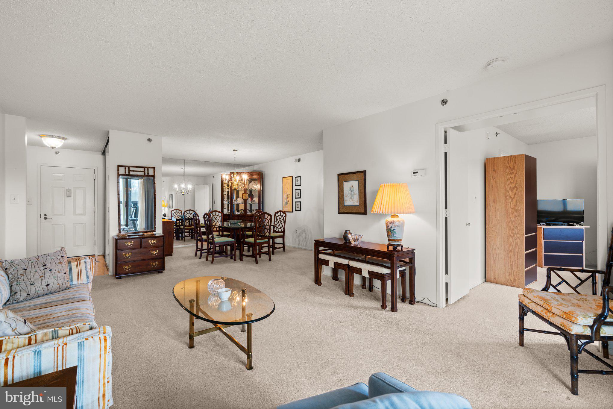 FAIRWAYS SOUTH - Residential