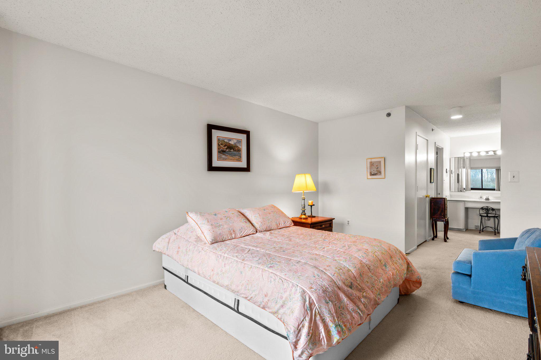 FAIRWAYS SOUTH - Residential