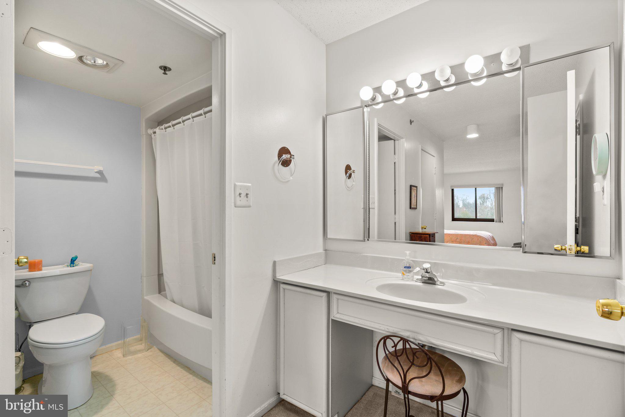 FAIRWAYS SOUTH - Residential