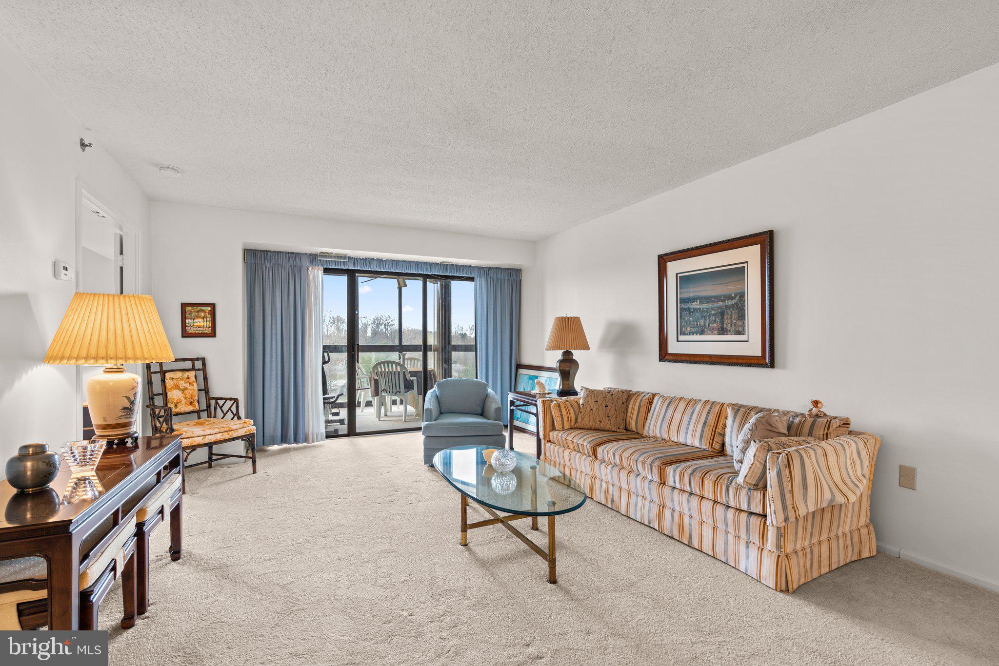 FAIRWAYS SOUTH - Residential