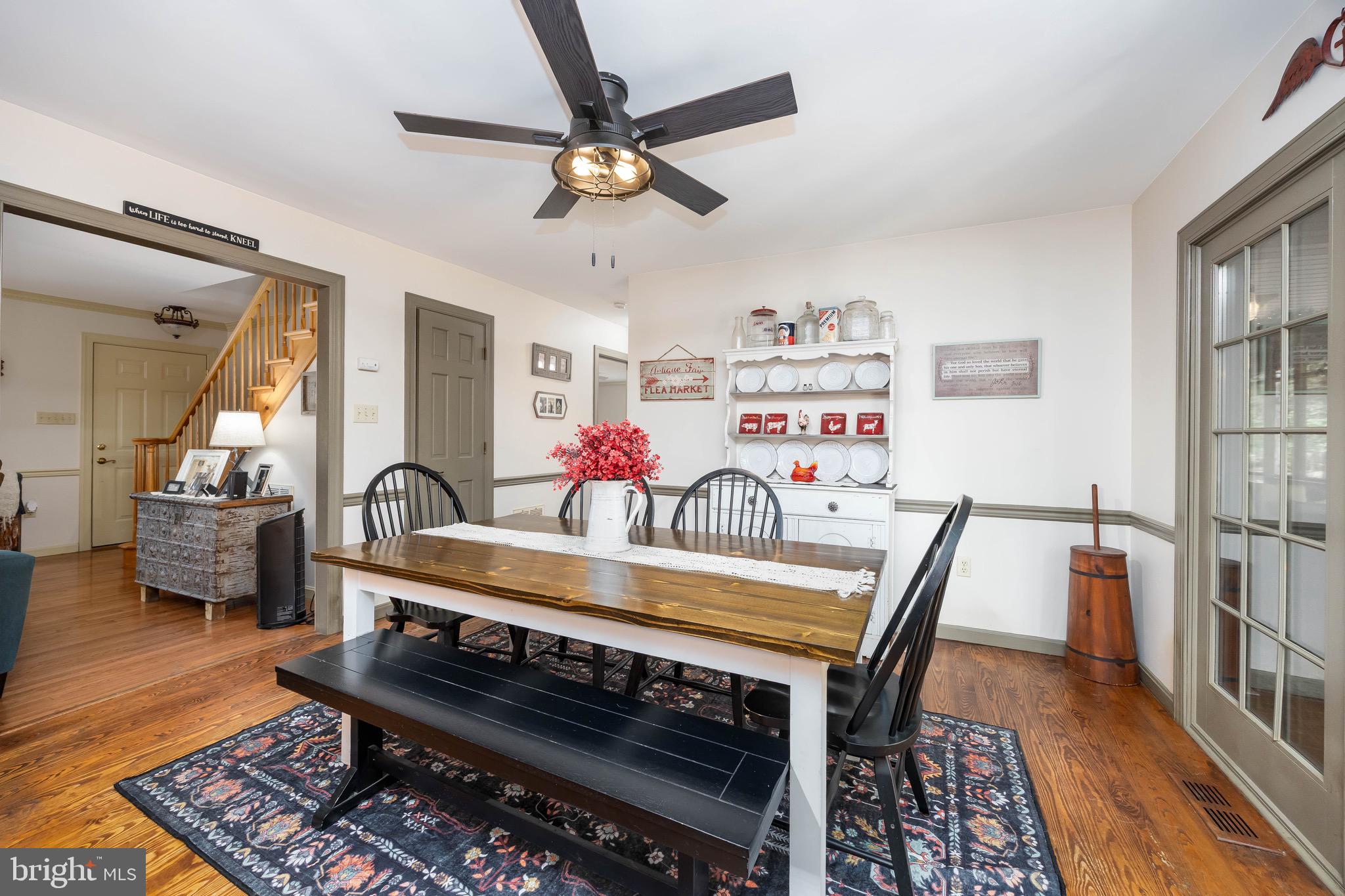 WATKINS POINTE EST - Residential