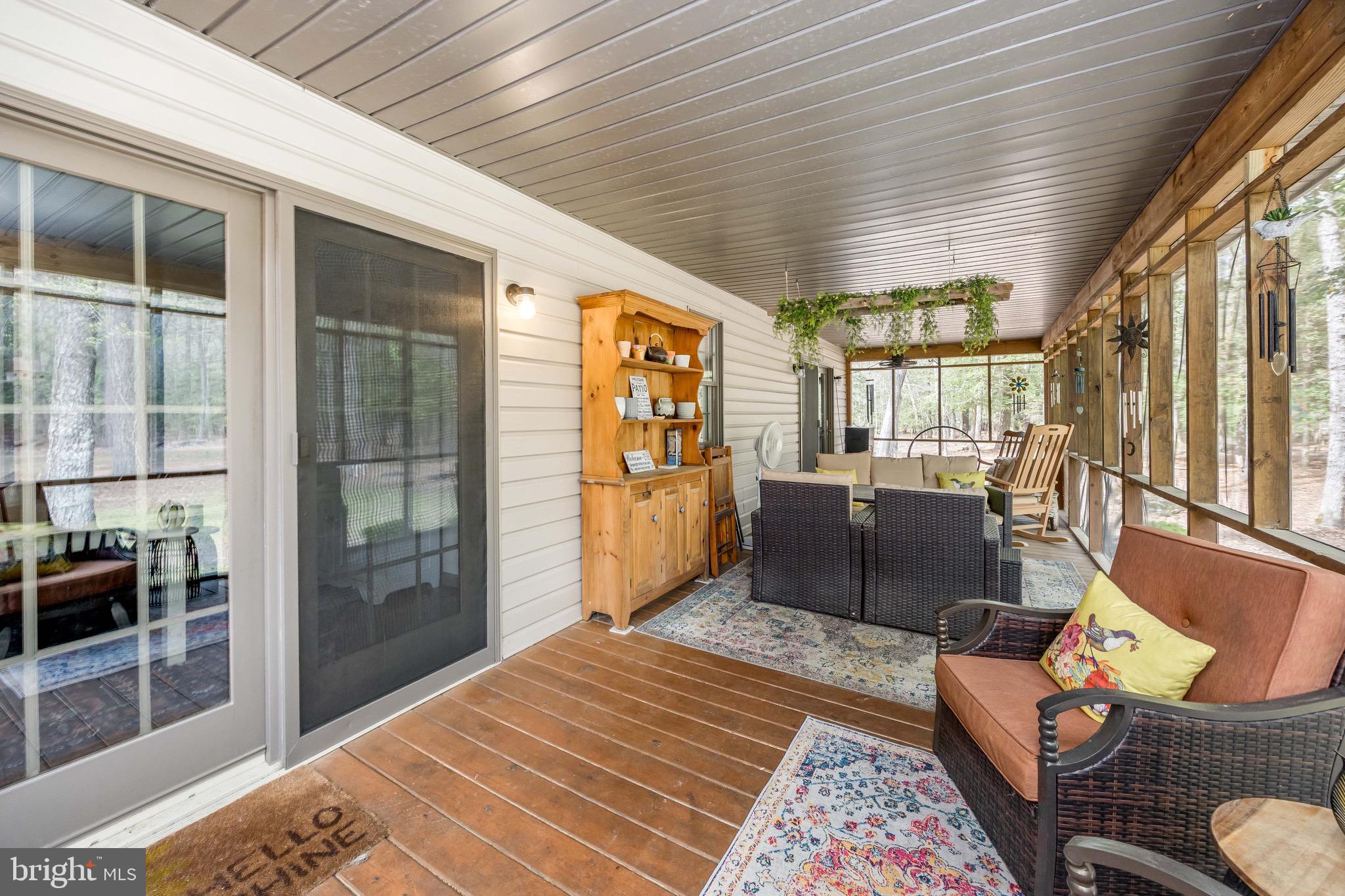 WATKINS POINTE EST - Residential