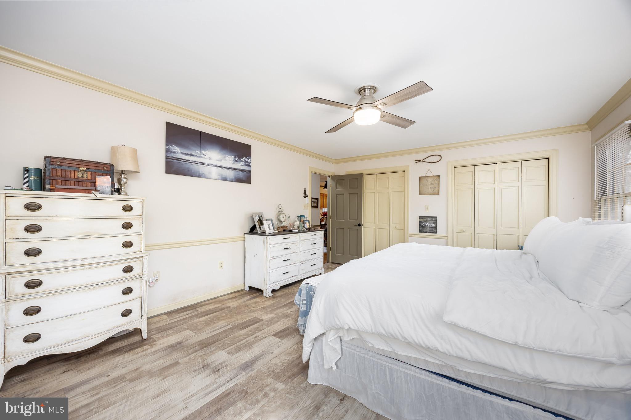 WATKINS POINTE EST - Residential