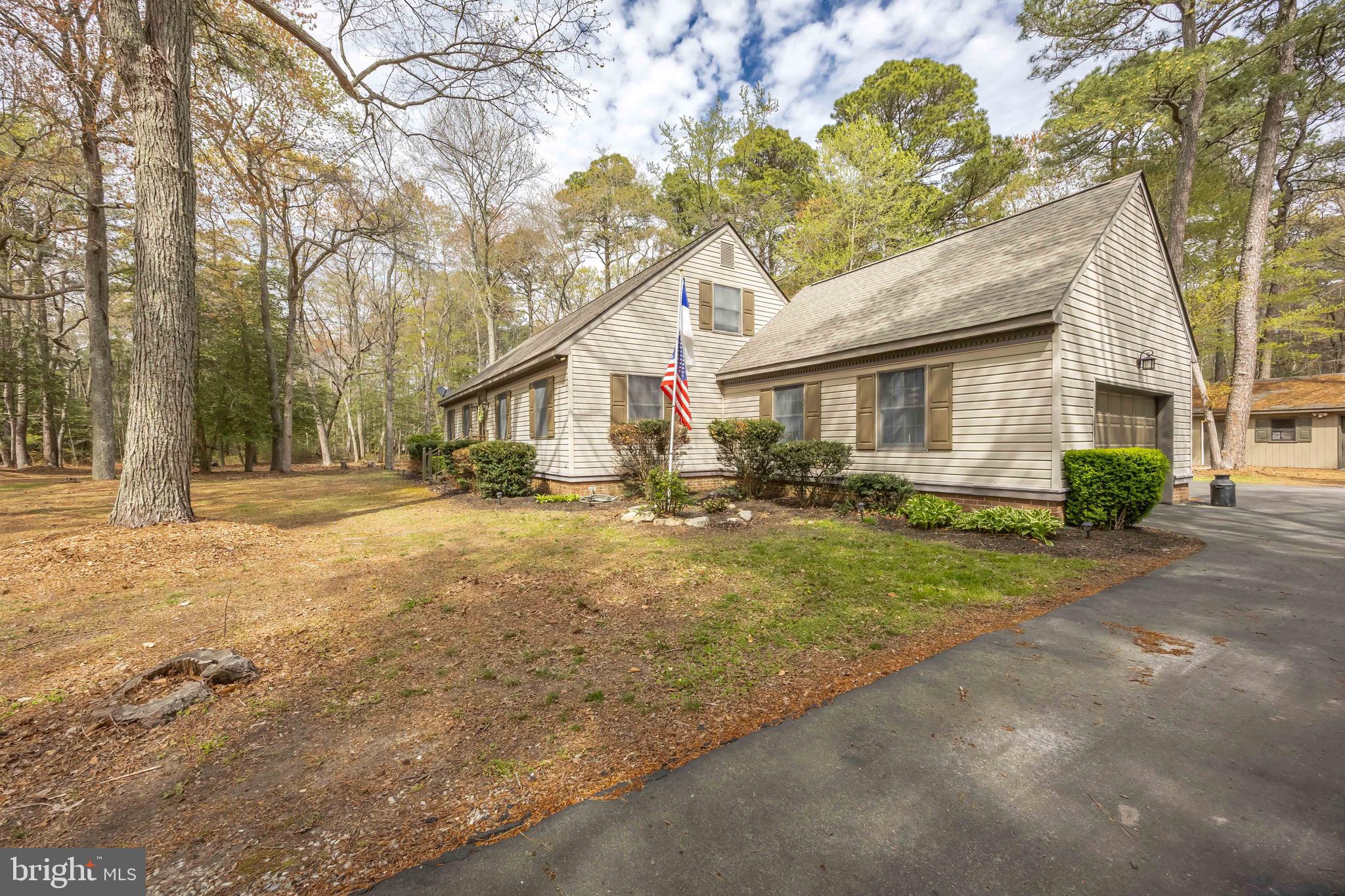 WATKINS POINTE EST - Residential