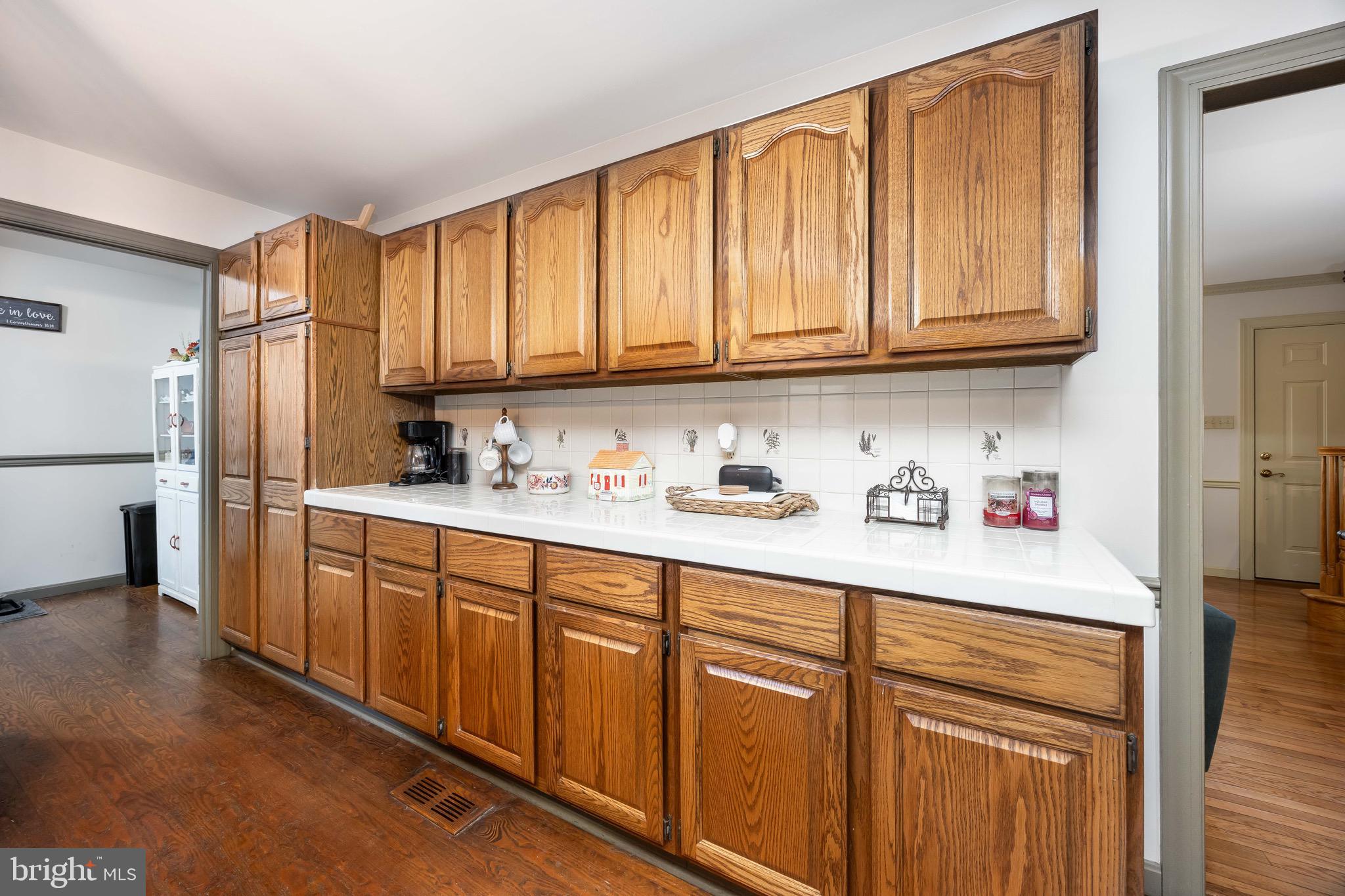 WATKINS POINTE EST - Residential