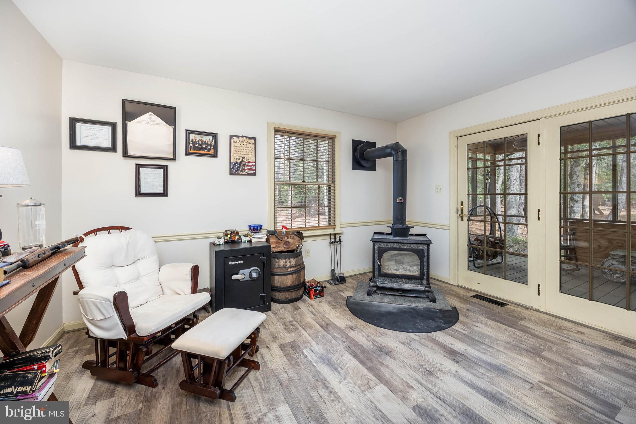 WATKINS POINTE EST - Residential