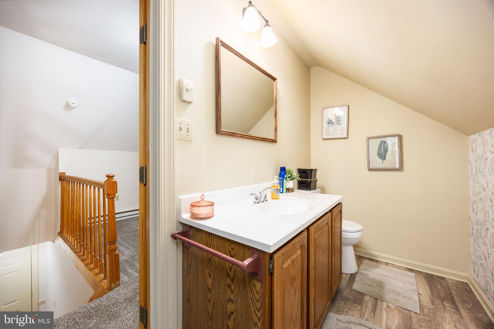 WATKINS POINTE EST - Residential