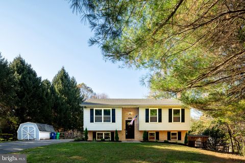 1060 COLLINS AVENUE ELDERSBURG MD 21784