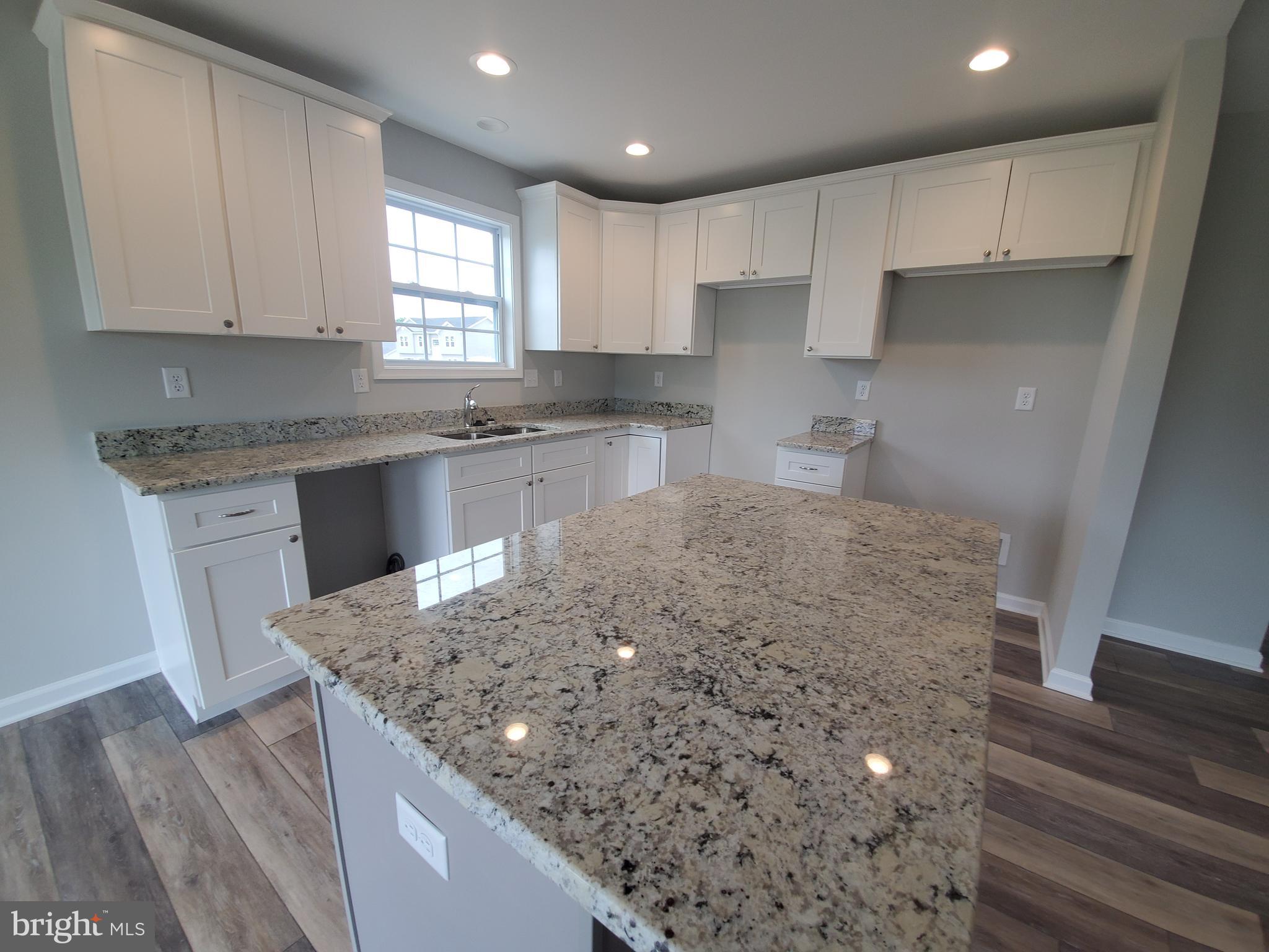 PRENTISS POINT - Residential