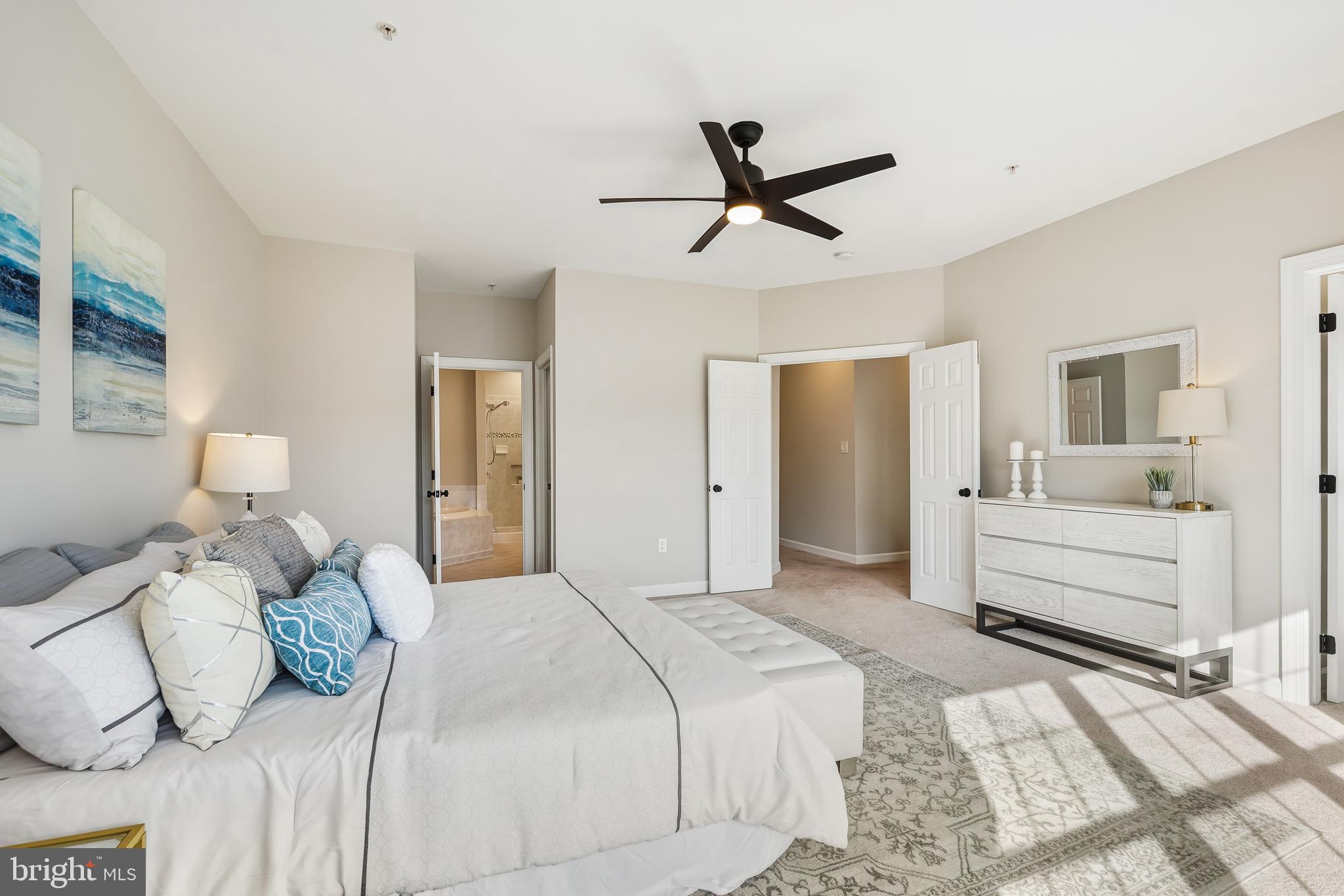 KING FARM WATKINS POND - Residential