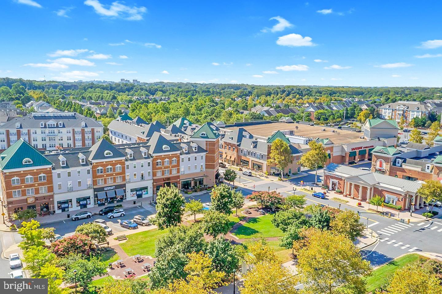 KING FARM WATKINS POND - Residential