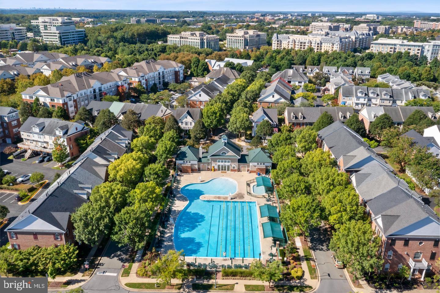 KING FARM WATKINS POND - Residential