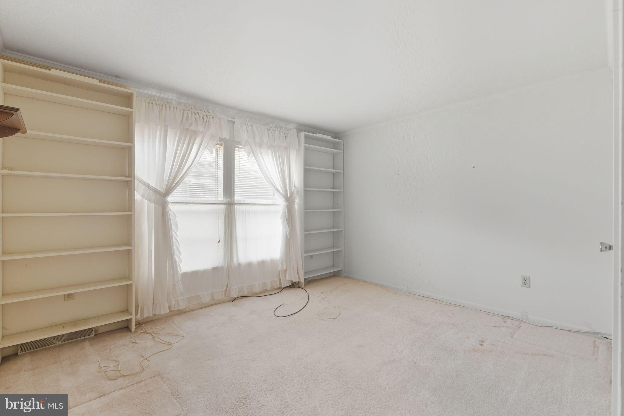 MYSTIC HARBOUR - Residential