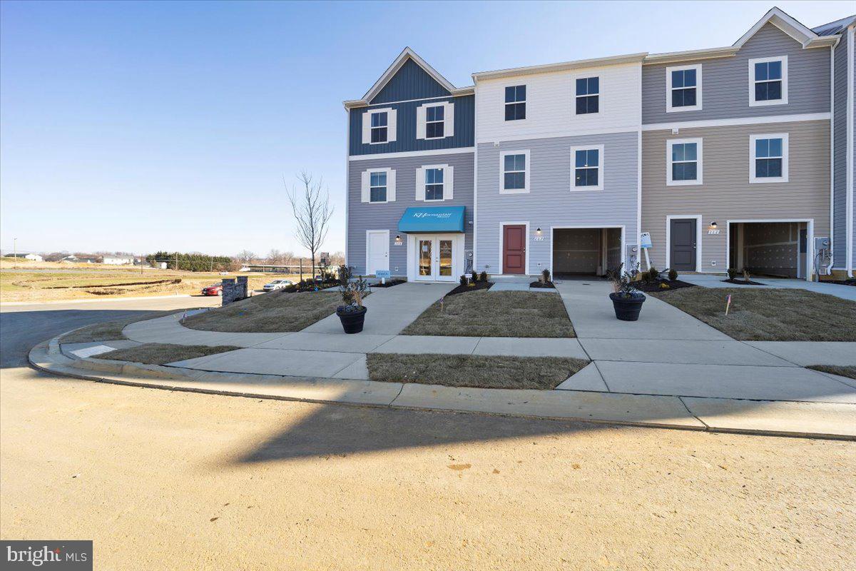 DILLON FARM - Residential