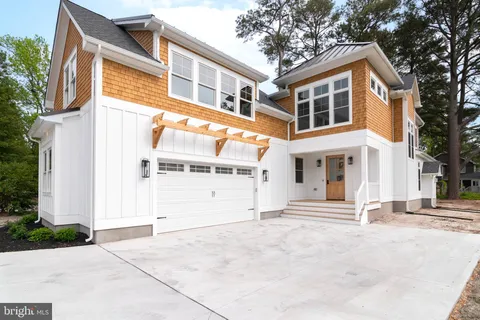 816 Garfield Parkway Pkwy, Bethany Beach, DE MLS: DESU2083886