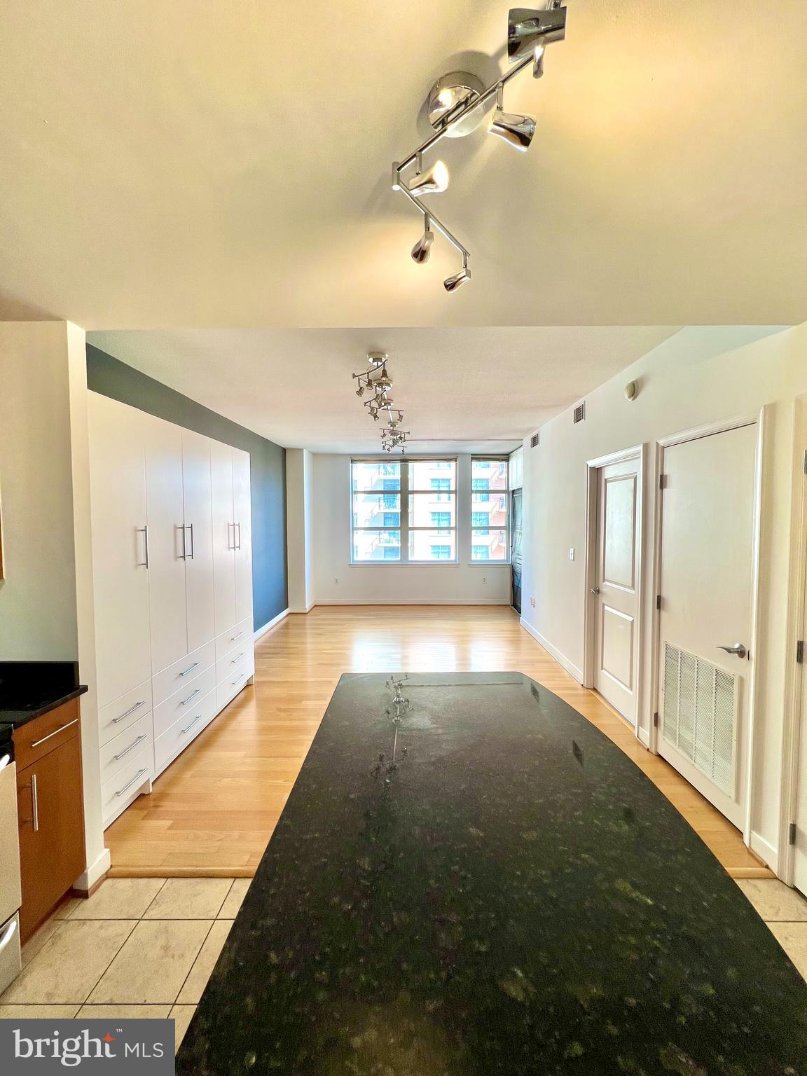 NATIONAL HARBOR - Residential