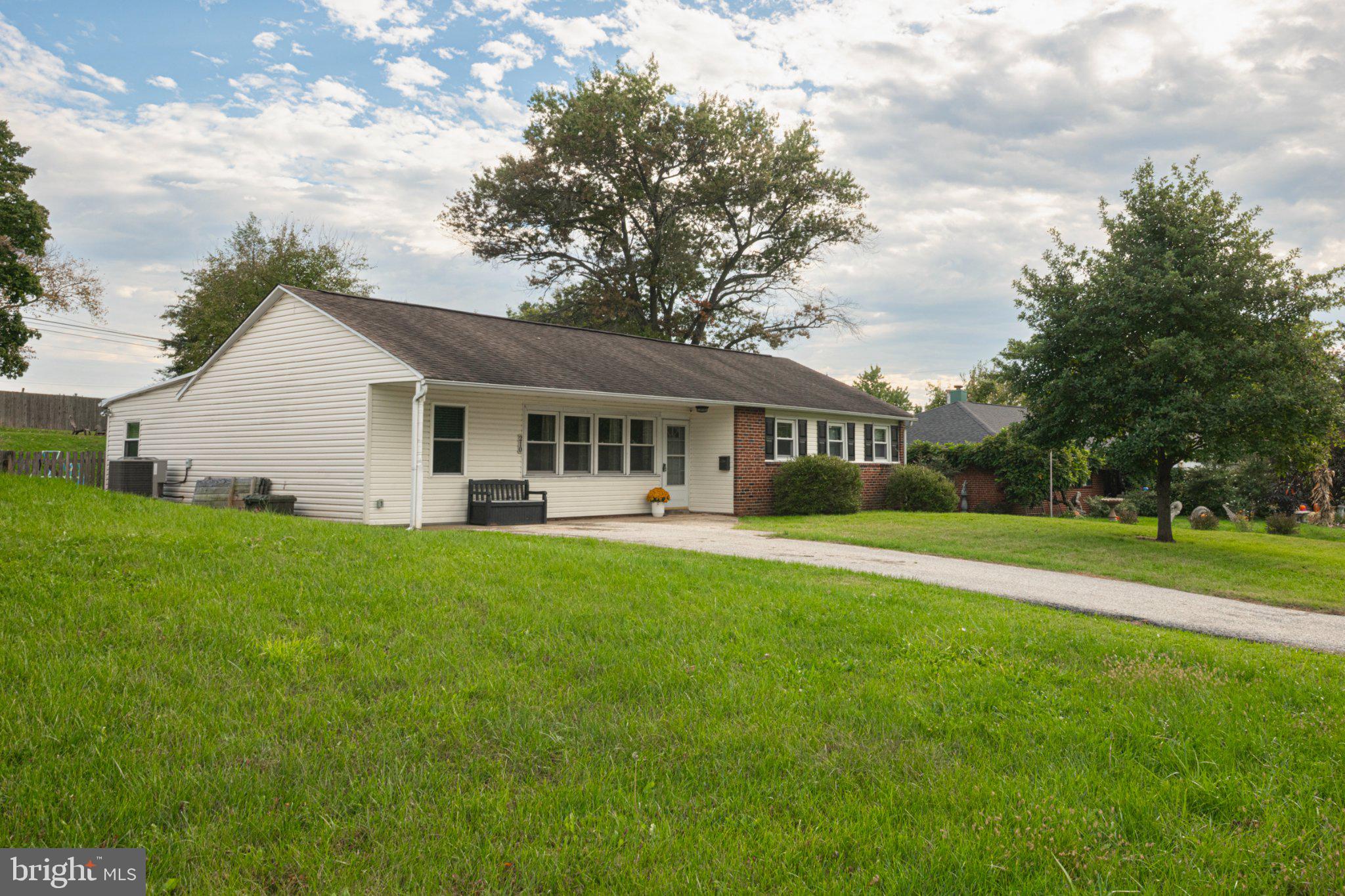 210 BRYANS ROAD