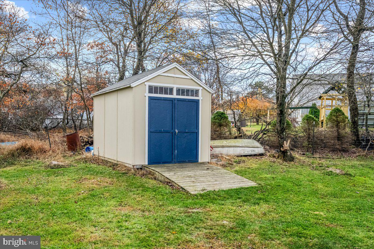 204 CENTER DRIVE