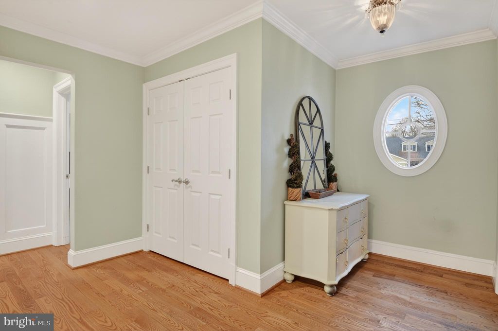 Photo of 5019 Wyandot Court, BETHESDA, MD 20816 (MLS # MDMC2218726)