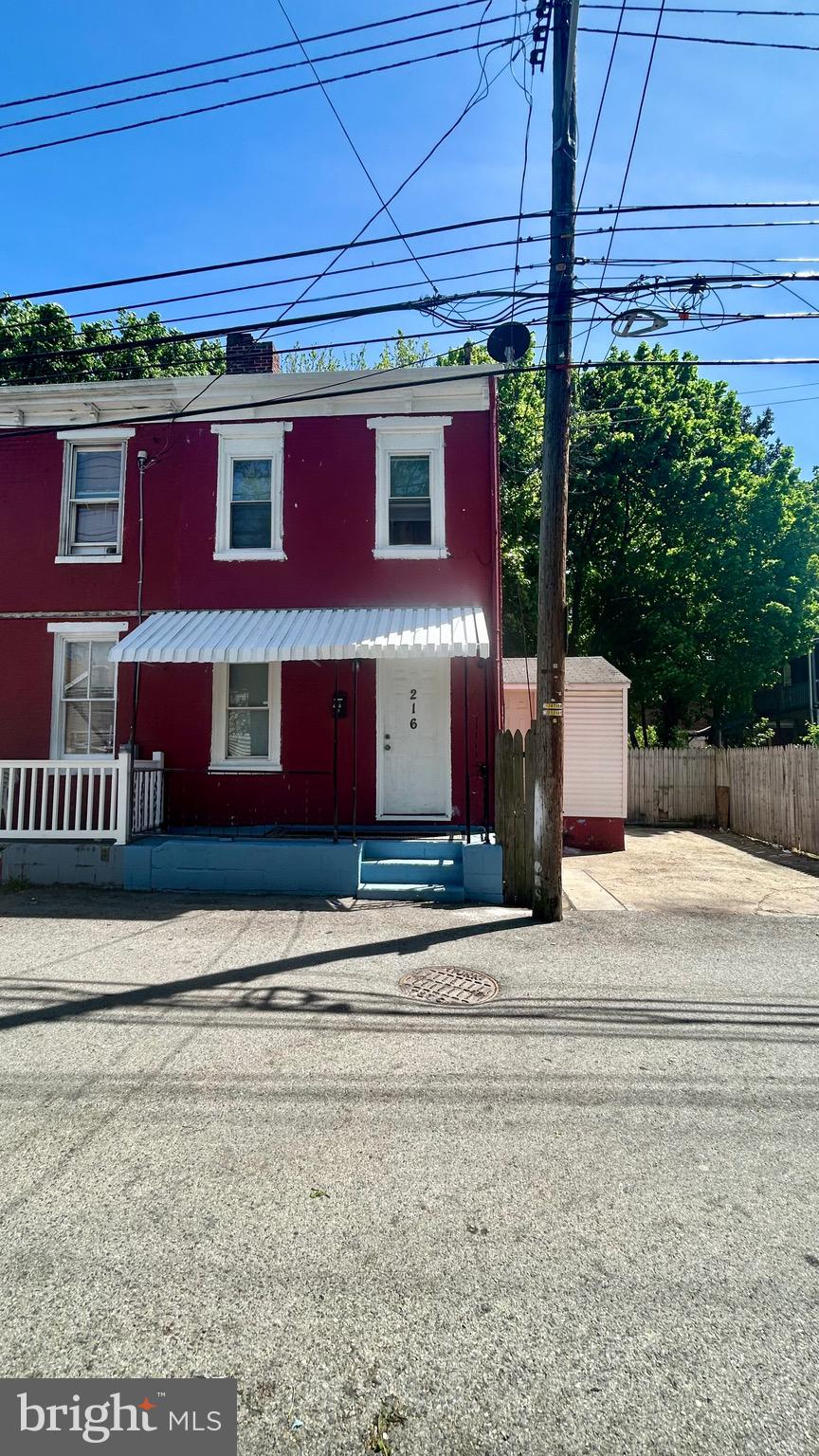 Great opportunity to add to your investment portfolio or begin your investment journey with this low maintenance property. This duplex offers two bedrooms, a full bathroom on the main living level and carefree exterior maintenance.
Off street parking can hold up to two vehicles.